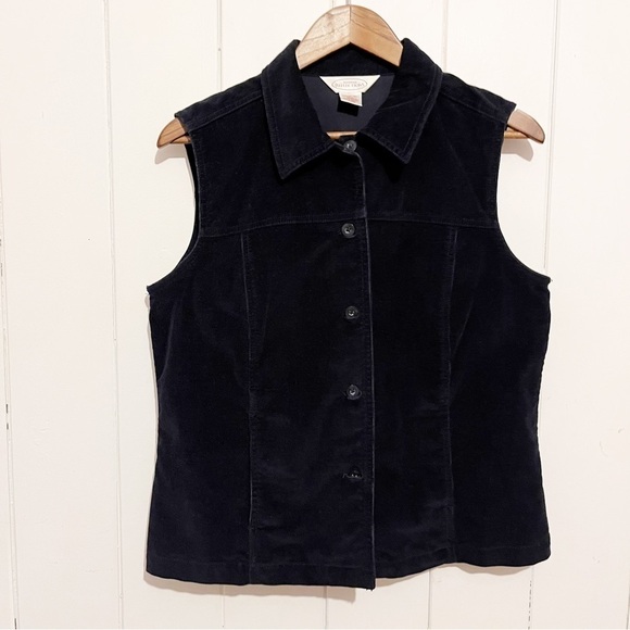 Northern Reflections Jackets & Blazers - Northern Reflections Vintage Navy Corduroy Vest. Size Medium.